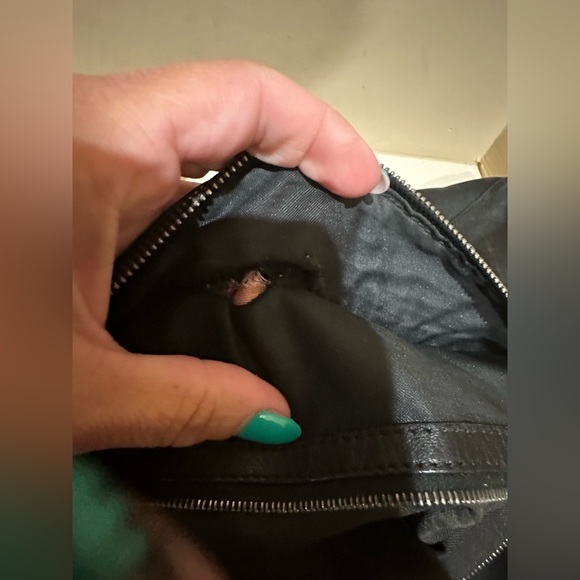 Vintage Fendi Hobo Style Leather Zip top Bag - Picture 13 of 15